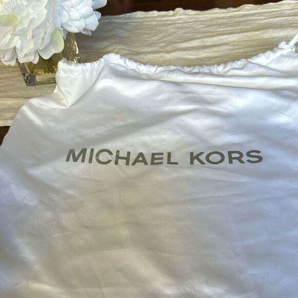 Michael Kors Bags New Micheal Kors Large Jet snap top closure Tote Orange Orange - Picture 9 of 10